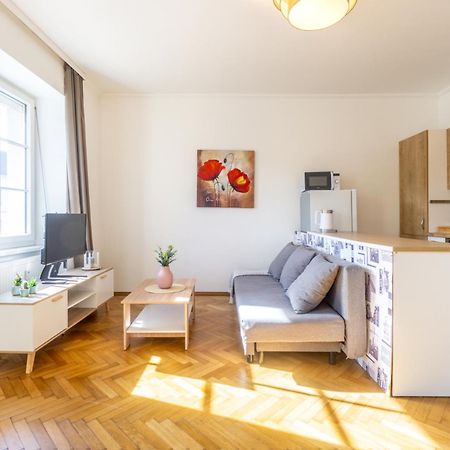 Next To Stadion, Near To Lainzer Tiergarten Apartment Vienna Exterior photo